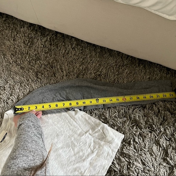 Monrow Revolve Raglan Sweatshirt - Picture 6 of 6